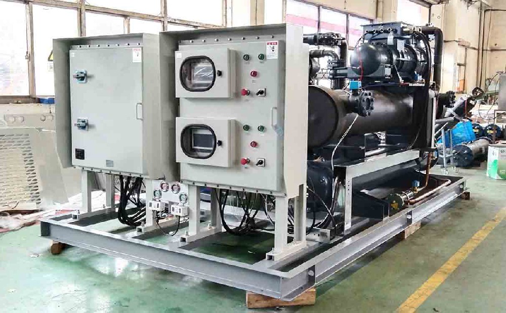 撬裝式螺桿制冷機(jī)組